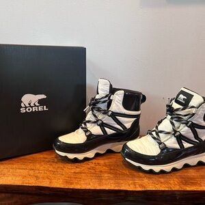 Sorel Kinetic Sport Snowboots